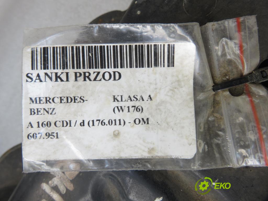 MERCEDES-BENZ KLASA A (W176) HB 2017 66,00 A 160 CDI / d (176.011) 90 - OM 607.951 1461,00 predný 2466201200