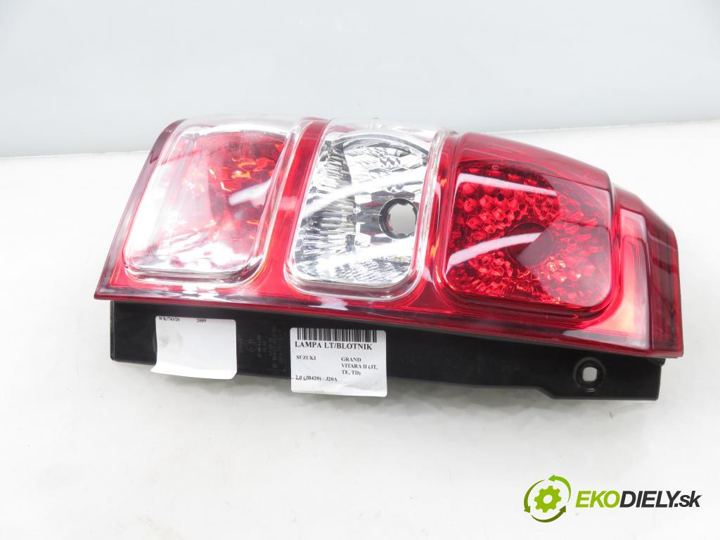 SUZUKI GRAND VITARA II (JT, TE, TD) SUV 2009 103,00 2.0 (JB420) - J20A 1995,00 Svetlo ľavé zadné
