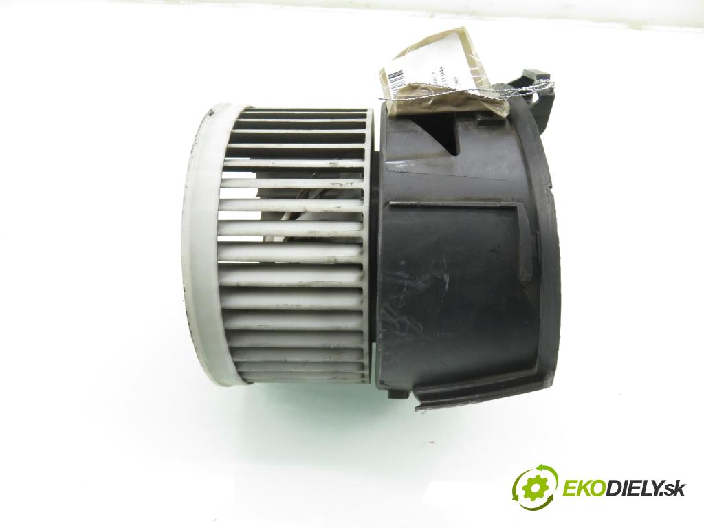 PEUGEOT 407 (6D_) SEDAN 2005 80,00 1.6 HDi 110 - 9HZ (DV6TED4) 1560,00 Ventilátor vetráku 4PUH18456AF ; 6441S3 ; 7737080501AF