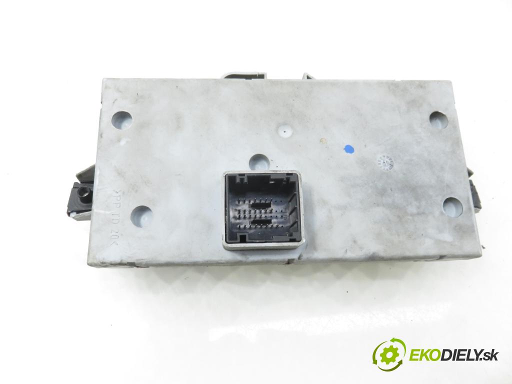 FIAT PUNTO (188_) HB 2000 59,00 1.2 16V 80 - 188 A5.000 1242,00 MODUL BCM 46764828
