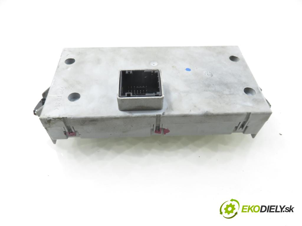 FIAT PUNTO (188_) HB 2000 59,00 1.2 16V 80 - 188 A5.000 1242,00 MODUL BCM 46764828