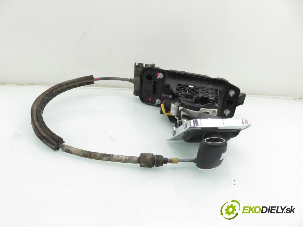 VW PASSAT B6 Variant (3C5) KOMBI 2007 125,00 2.0 TDI - BMR 1968,00 ZVEDÁK: 3C1713025H