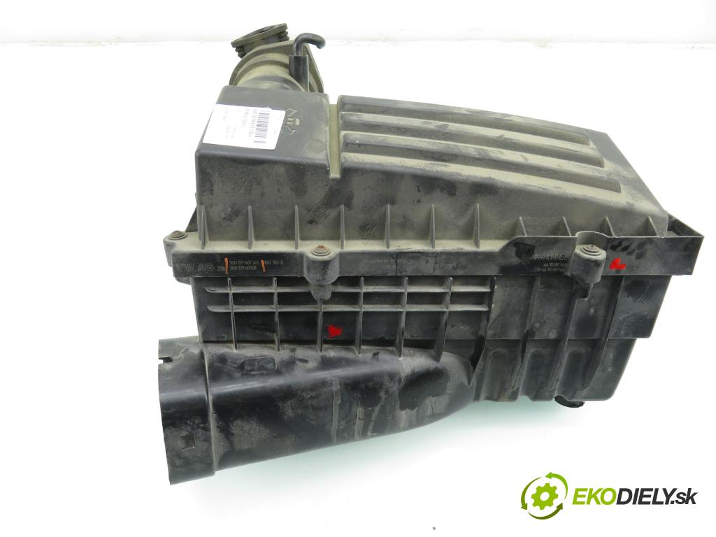 VW PASSAT B6 Variant (3C5) KOMBI 2007 125,00 2.0 TDI - BMR 1968,00 Obal filtra vzduchu 3C0129607AS ; 3C0129601BF (Obal vzduchového filtra)