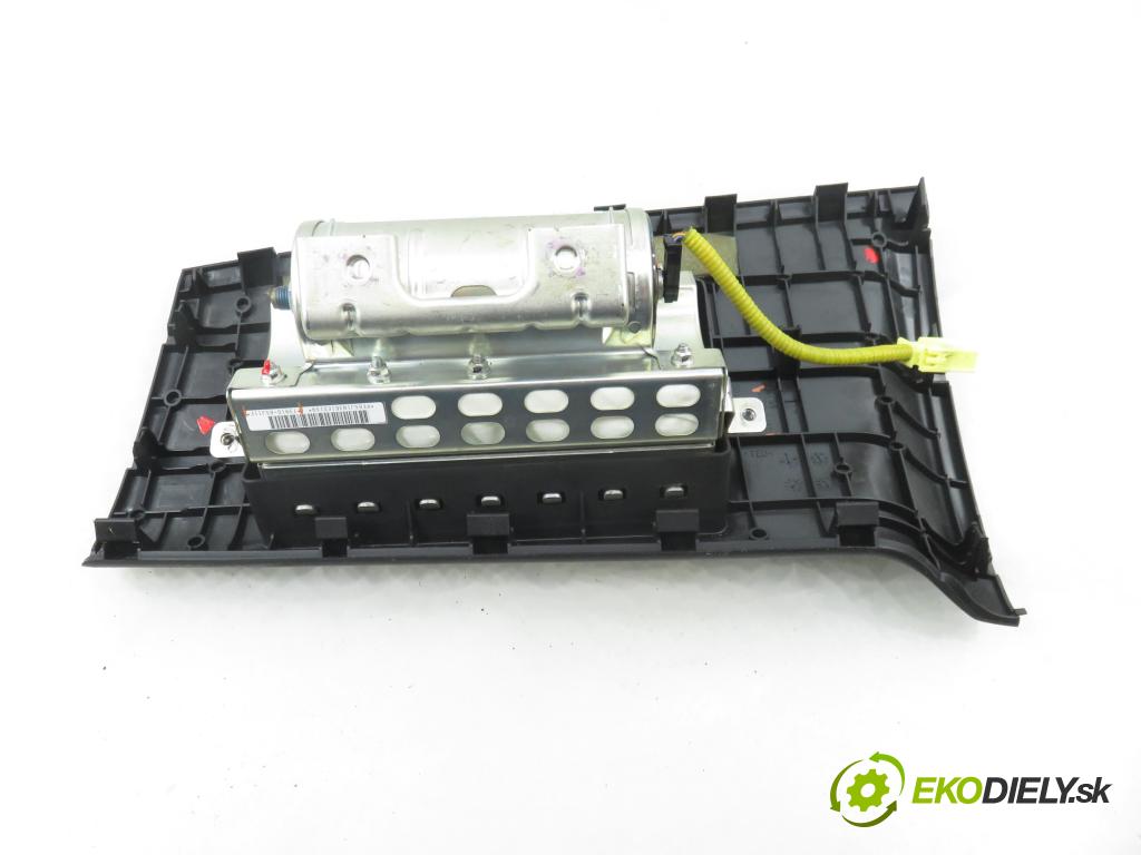 SUZUKI GRAND VITARA II (JT, TE, TD) SUV 2009 103,00 2.0 (JB420) - J20A 1995,00 AirBag air BAG CESTUJÍCÍ: 7391065J1 ; 7391065J11E