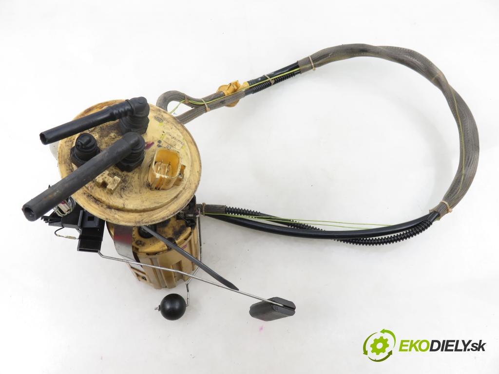 VOLVO V70 II SW (285) KOMBI 2007 136,00 2.4 D5 - D 5244 T4 2400,00 Pumpa paliva 30792518 ; 0580303065