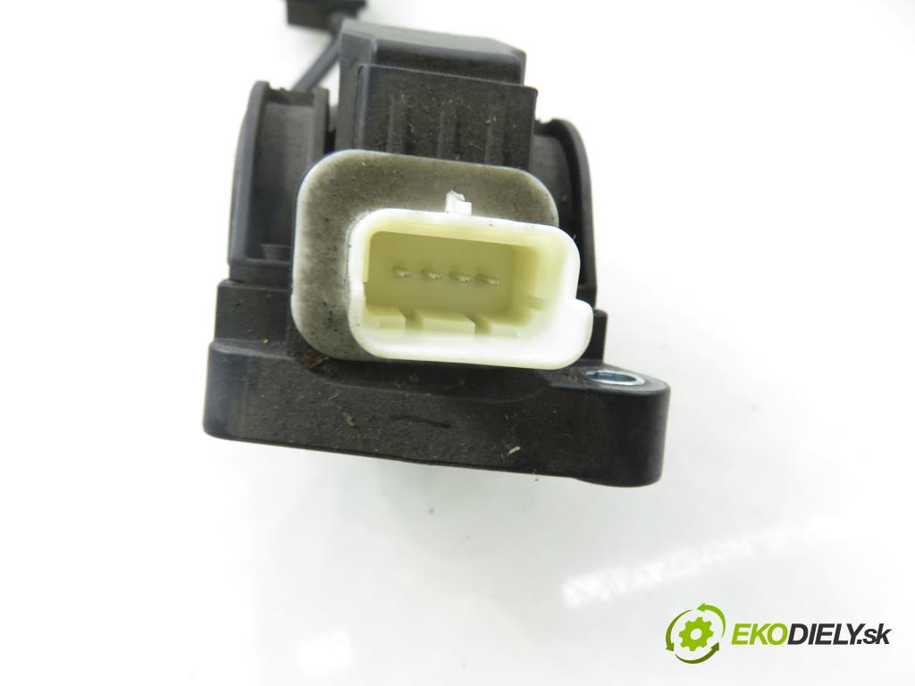 PEUGEOT 407 SW (6E_) KOMBI 2006 80,00 1.6 HDi 110 - 9HZ (DV6TED4) 1560,00 Potenciometer plynu 9644939680 ; 0280752241 ; F00C3P2311 (Potenciometer plynového pedálu)