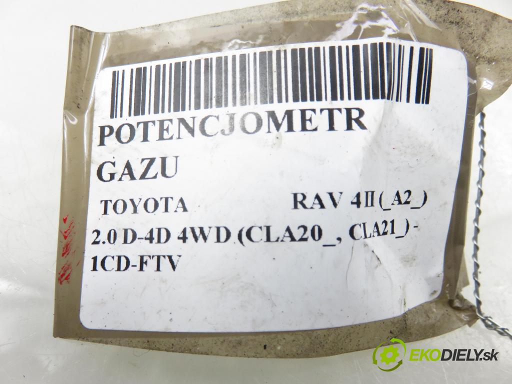 TOYOTA RAV 4 II (_A2_) SUV 2005 85,00 2.0 D-4D 4WD 116 - 1CD-FTV 1995,00 Potenciometer plynu 8928133010 (Potenciometer plynového pedálu)