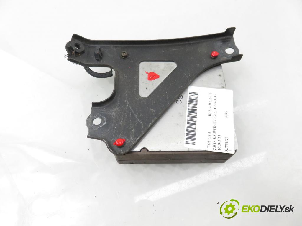 TOYOTA RAV 4 II (_A2_) SUV 2005 85,00 2.0 D-4D 4WD 116 - 1CD-FTV 1995,00 Riadiaca jednotka vstreku 8987126010 ; 1310001280