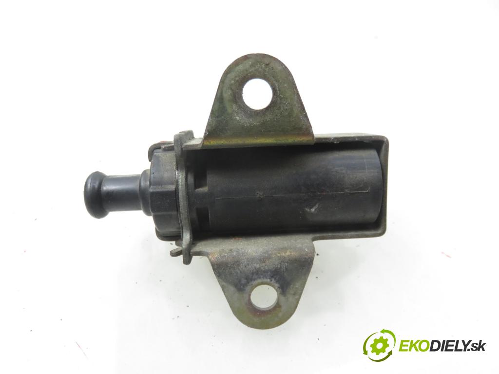 TOYOTA RAV 4 II (_A2_) SUV 2005 85,00 2.0 D-4D 4WD 116 - 1CD-FTV 1995,00 ELEKTROVENTIL: VAKUUM: 2581927040 ; 1397000770