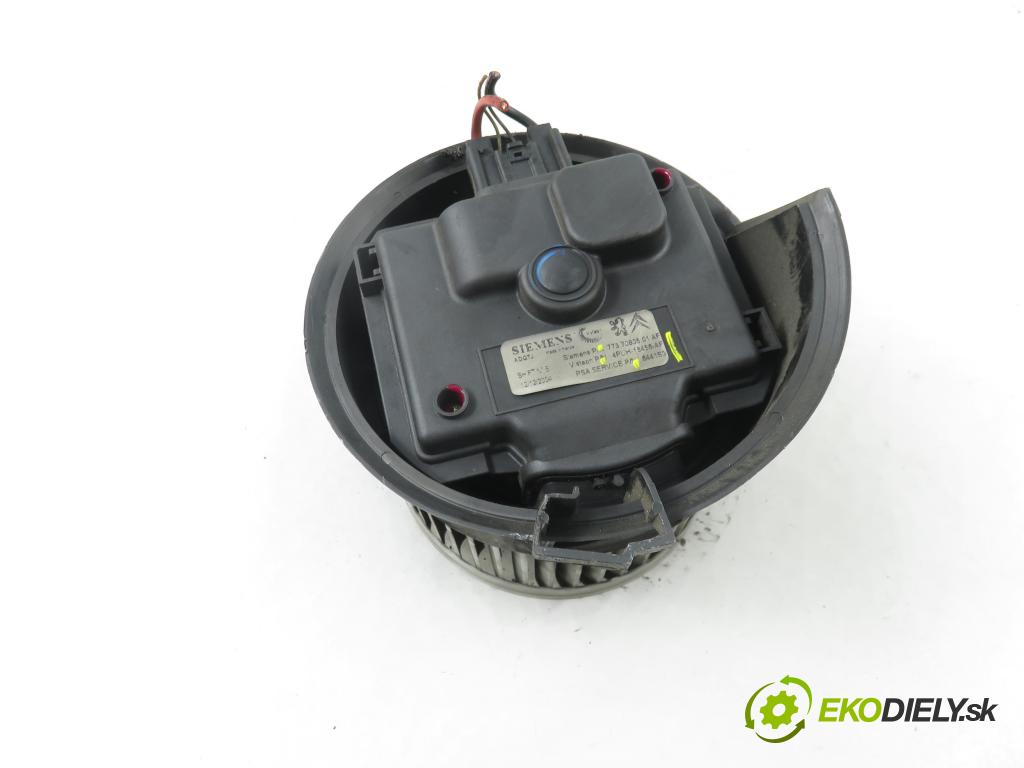PEUGEOT 407 SW (6E_) KOMBI 2006 80,00 1.6 HDi 110 - 9HZ (DV6TED4) 1560,00 Ventilátor vetráku 4PUH18456AF ; 6441S3 ; 7737080501AF