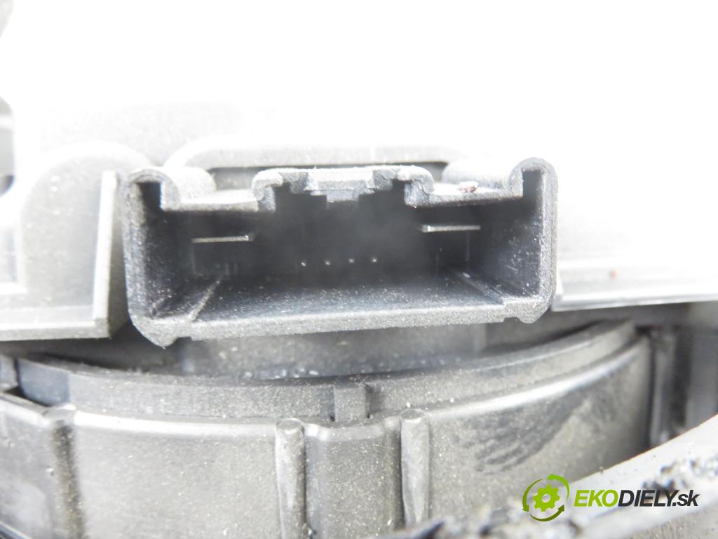 PEUGEOT 407 SW (6E_) KOMBI 2006 80,00 1.6 HDi 110 - 9HZ (DV6TED4) 1560,00 Ventilátor vetráku 4PUH18456AF ; 6441S3 ; 7737080501AF