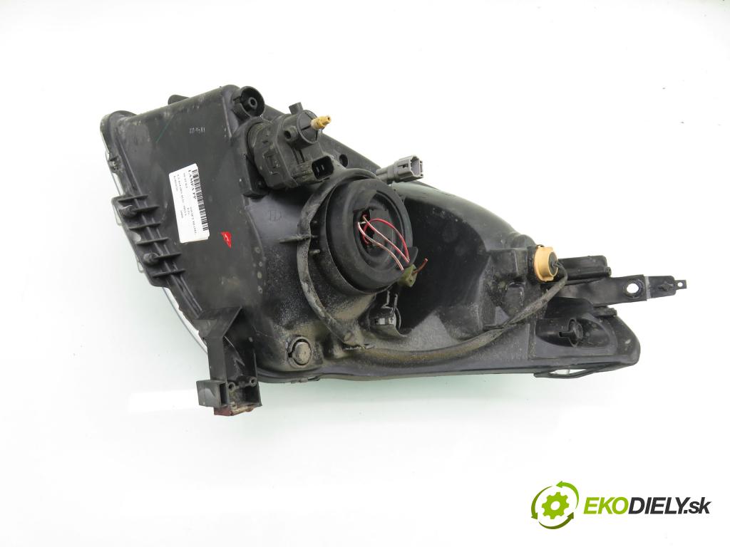SUZUKI SWIFT III (MZ, EZ) HB 2006 68,00 1.3 4x4 (RS 413) - M13A 1328,00 Svetlo PP