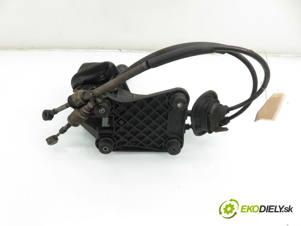 PEUGEOT 307 SW (3H) KOMBI 2006 80,00 1.6 HDI 110 - 9HZ (DV6TED4) 1560,00 ZVEDÁK: 9657303580