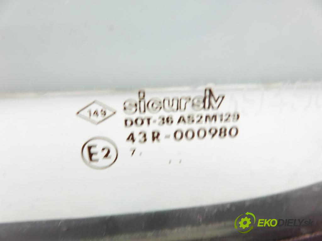 RENAULT KANGOO (KC0/1_) KOMBIVAN 2008 50,00 1.5 dCi 68 - K9K 714 1461,00 Okno dvierka pravá