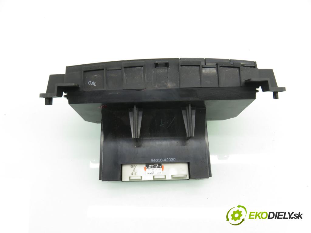 TOYOTA RAV 4 II (_A2_) SUV 2005 85,00 2.0 D-4D 4WD 116 - 1CD-FTV 1995,00 Panel kúrenia KLIMATRONIK 8865042170 ; 1773007731