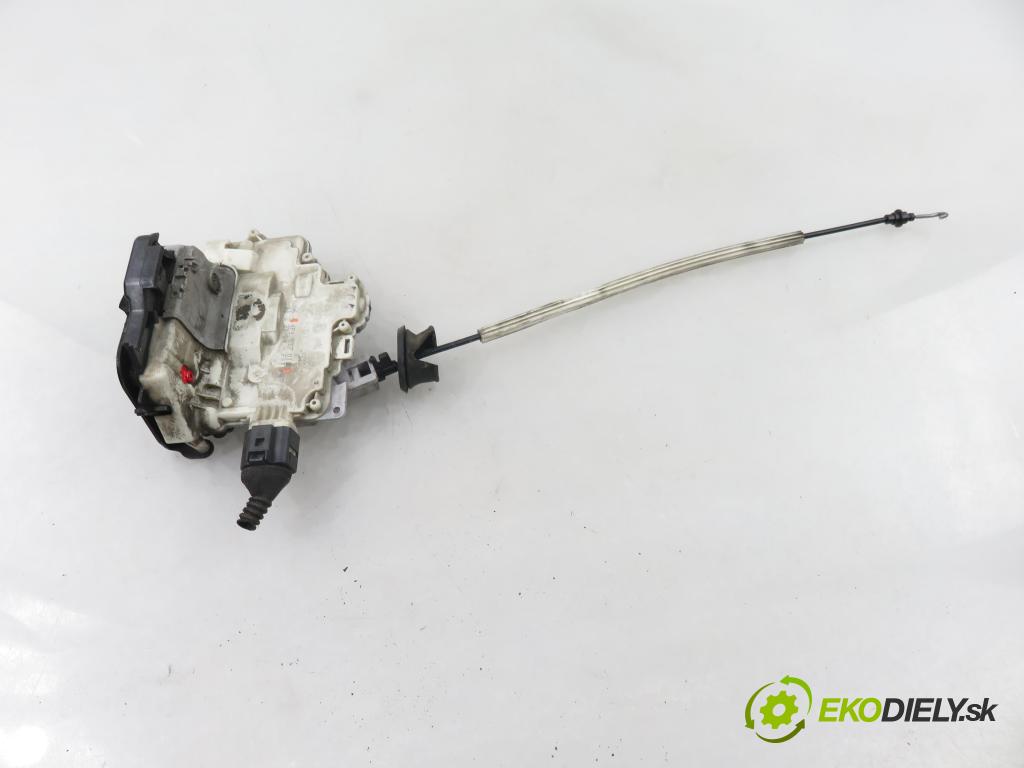 AUDI A6 (4F2, C6) SEDAN 2004 165,00 3.0 TDI quattro - BMK 2967,00 zámok PPE 4F1837016