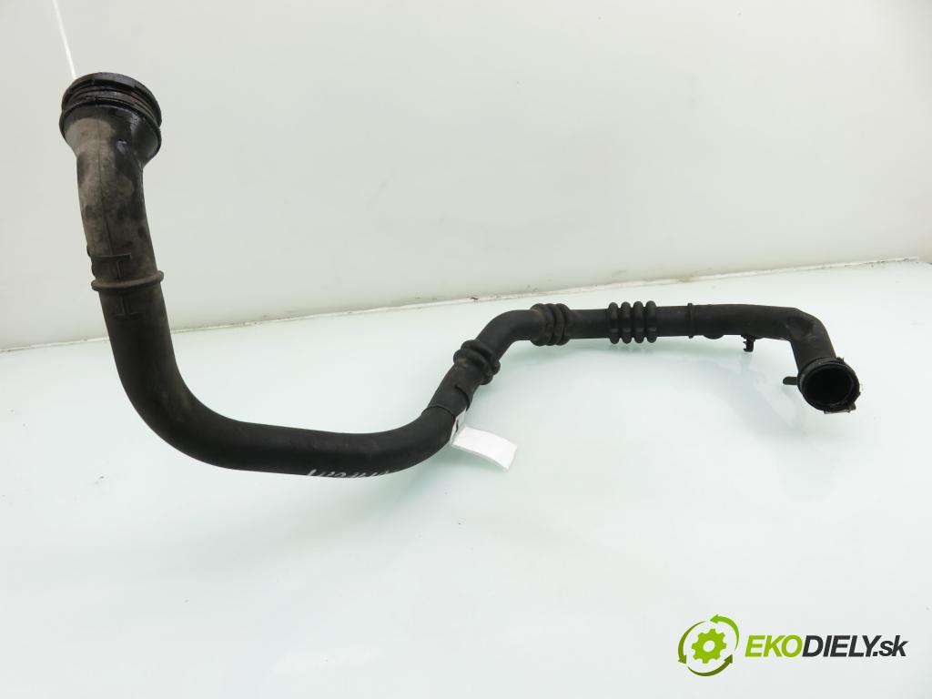 RENAULT KANGOO (KC0/1_) KOMBIVAN 2008 50,00 1.5 dCi 68 - K9K 714 1461,00 Rúra přívodu vzduchu 8200765029 ; 8200324183