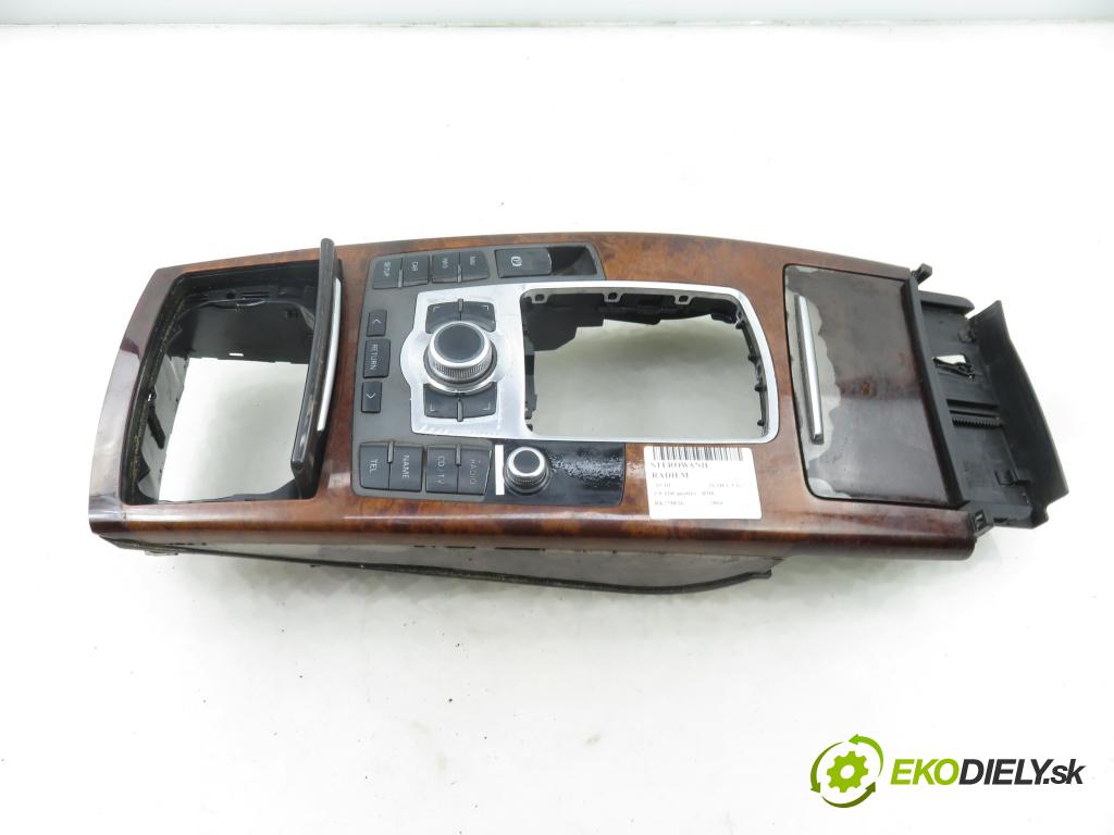 AUDI A6 (4F2, C6) SEDAN 2004 165,00 3.0 TDI quattro - BMK 2967,00 Panel ovládania IDRIVE 4F1864261B