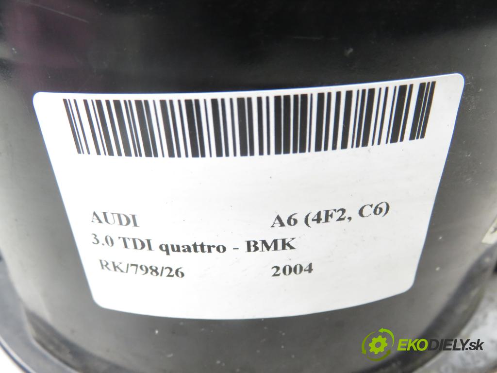 AUDI A6 (4F2, C6) SEDAN 2004 165,00 3.0 TDI quattro - BMK 2967,00 reproduktor Dvere 4F0035415A