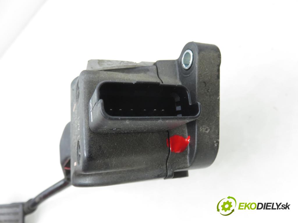 CITROEN C5 III (RD_) SEDAN 2006 100,00 2.0 HDi - RHR (DW10BTED4) 1997,00 Potenciometer plynu 0280755097 ; 9661504180 (Potenciometer plynového pedálu)