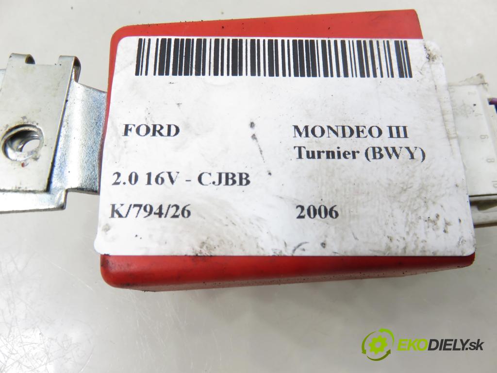 FORD MONDEO III Turnier (BWY) KOMBI 2006 107,00 2.0 16V - CJBB 1999,00 Riadiaca jednotka ťažného oka 97BX10C909AC ; 85451214