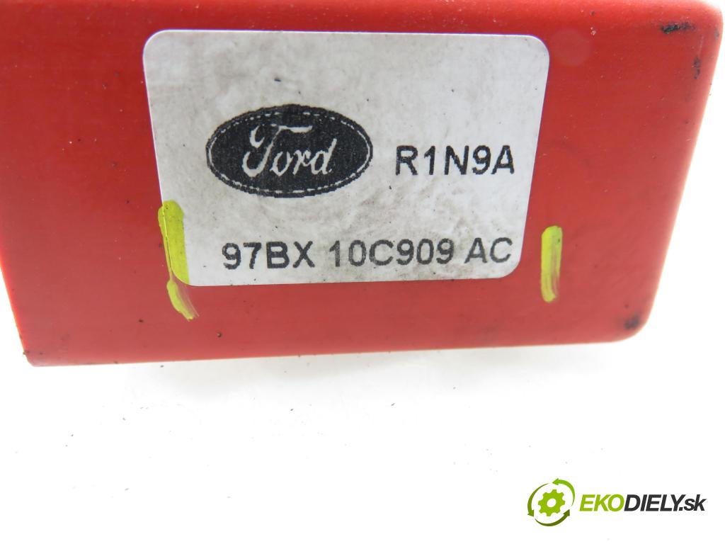 FORD MONDEO III Turnier (BWY) KOMBI 2006 107,00 2.0 16V - CJBB 1999,00 Riadiaca jednotka ťažného oka 97BX10C909AC ; 85451214
