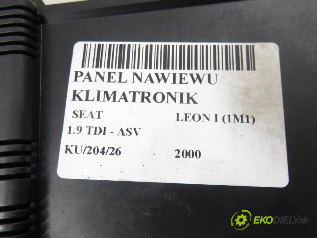 SEAT LEON (1M1) HB 2000 81,00 1.9 TDI 110 - ASV 1896,00 Panel topení KLIMATRONIK 1M0820043E ; 5HB00797810