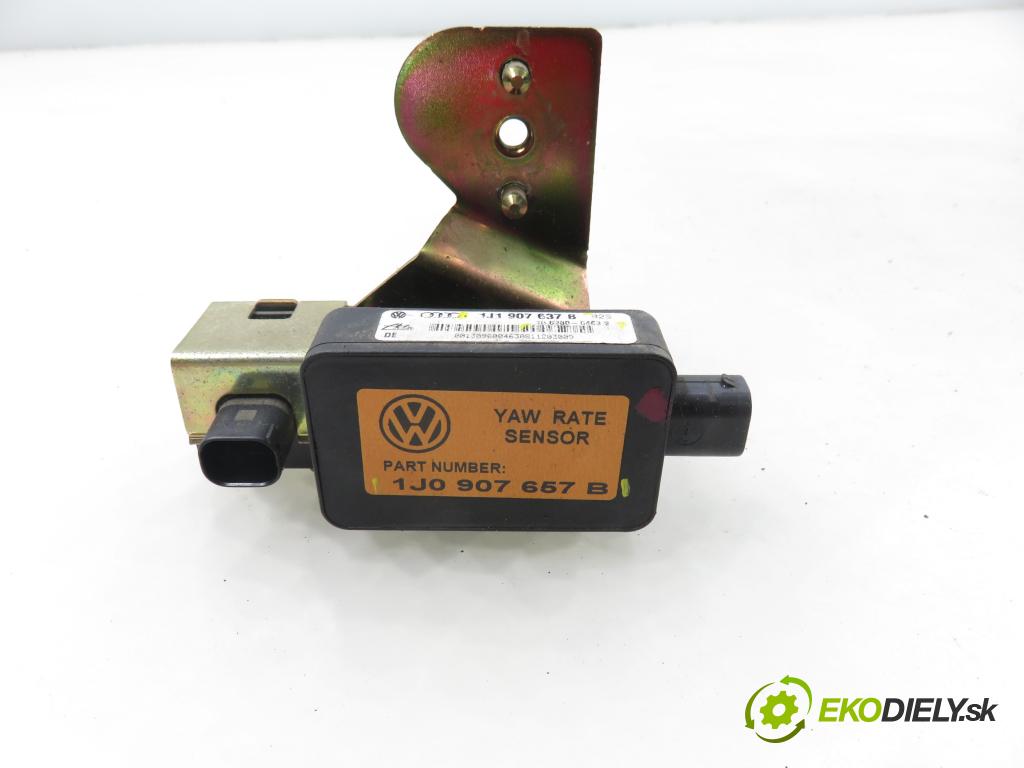 VW GOLF IV (1J1) HB 2002 85,00 1.9 TDI - AJM 1896,00 snímač ESP 1J0907657B ; 1J1907637B ; 1J0907651A