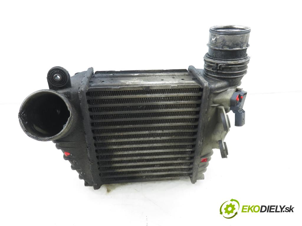 AUDI A3 (8L1) HB 2001 96,00 1.9 TDI PD 130 - ASZ 1896,00 chladič intercooler 1J0145803E