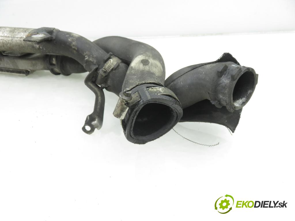 AUDI A6 (4F2, C6) SEDAN 2004 165,00 3.0 TDI quattro - BMK 2967,00 Rúra intercoolera turba 4F0145732B ; 4F0145731E