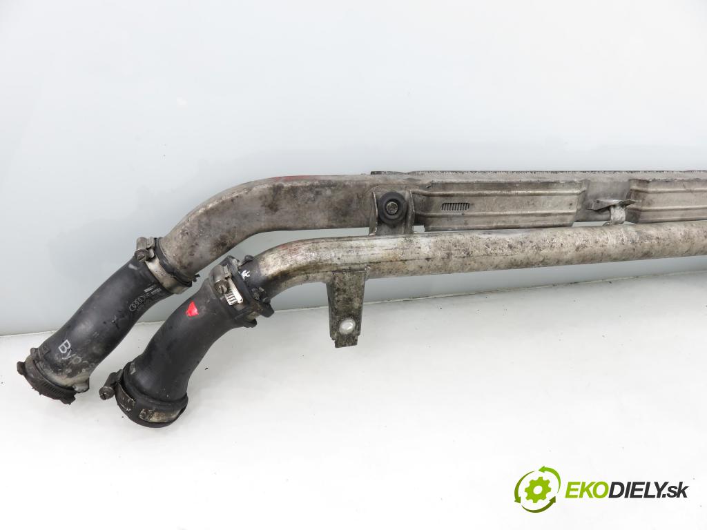 AUDI A6 (4F2, C6) SEDAN 2004 165,00 3.0 TDI quattro - BMK 2967,00 Rúra intercoolera turba 4F0145732B ; 4F0145731E