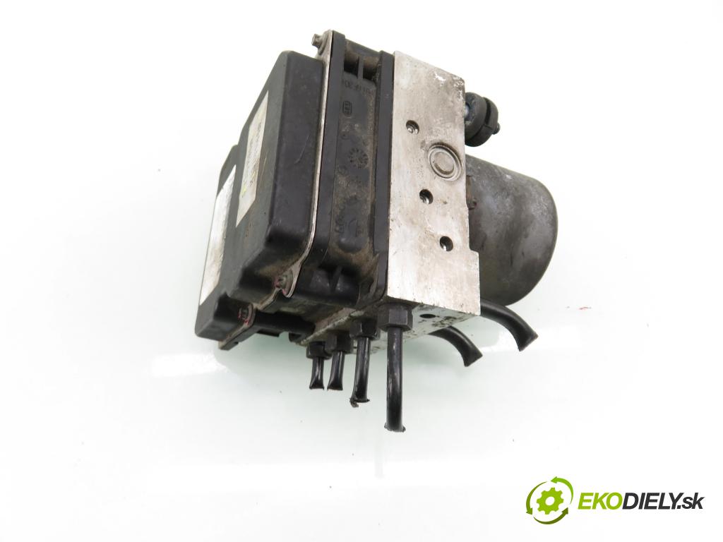AUDI A6 (4F2, C6) SEDAN 2004 165,00 3.0 TDI quattro - BMK 2967,00 Pumpa ABS 0265950359 ; 4F0614517A ; 0265234111 (Pumpa ABS)