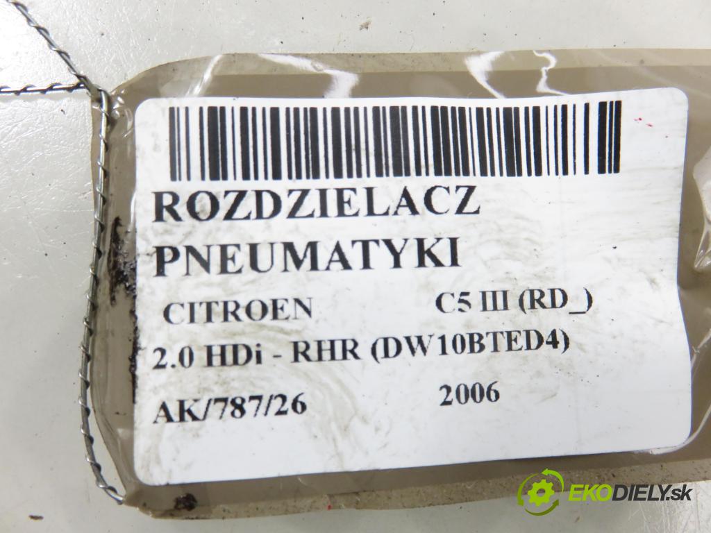 CITROEN C5 III (RD_) SEDAN 2006 100,00 2.0 HDi - RHR (DW10BTED4) 1997,00 Rozdeľovač pneumatika