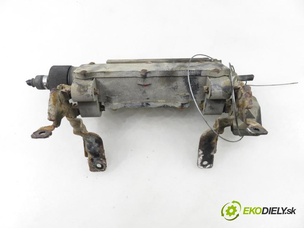 CITROEN C5 III (RD_) SEDAN 2006 100,00 2.0 HDi - RHR (DW10BTED4) 1997,00 BRZDA: ručny elektrický 10220201024 ; 9686797080
