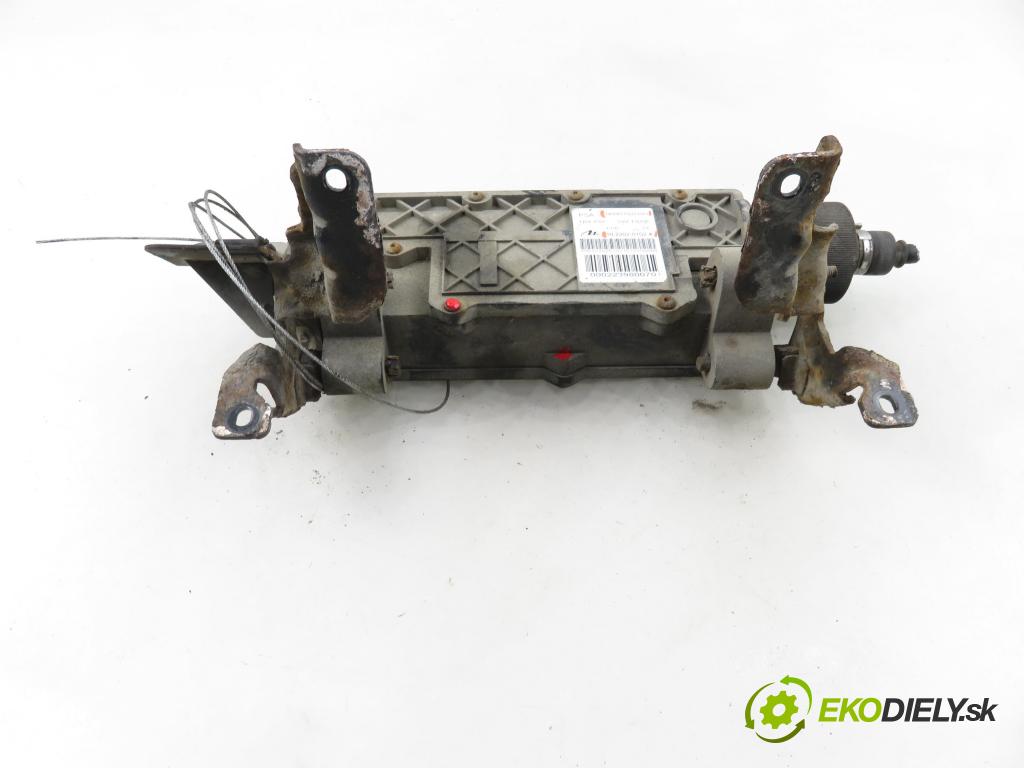 CITROEN C5 III (RD_) SEDAN 2006 100,00 2.0 HDi - RHR (DW10BTED4) 1997,00 BRZDA: ručny elektrický 10220201024 ; 9686797080