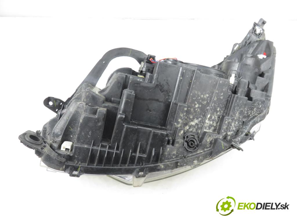 CITROEN C5 III (RD_) SEDAN 2006 100,00 2.0 HDi - RHR (DW10BTED4) 1997,00 Svetlo PP