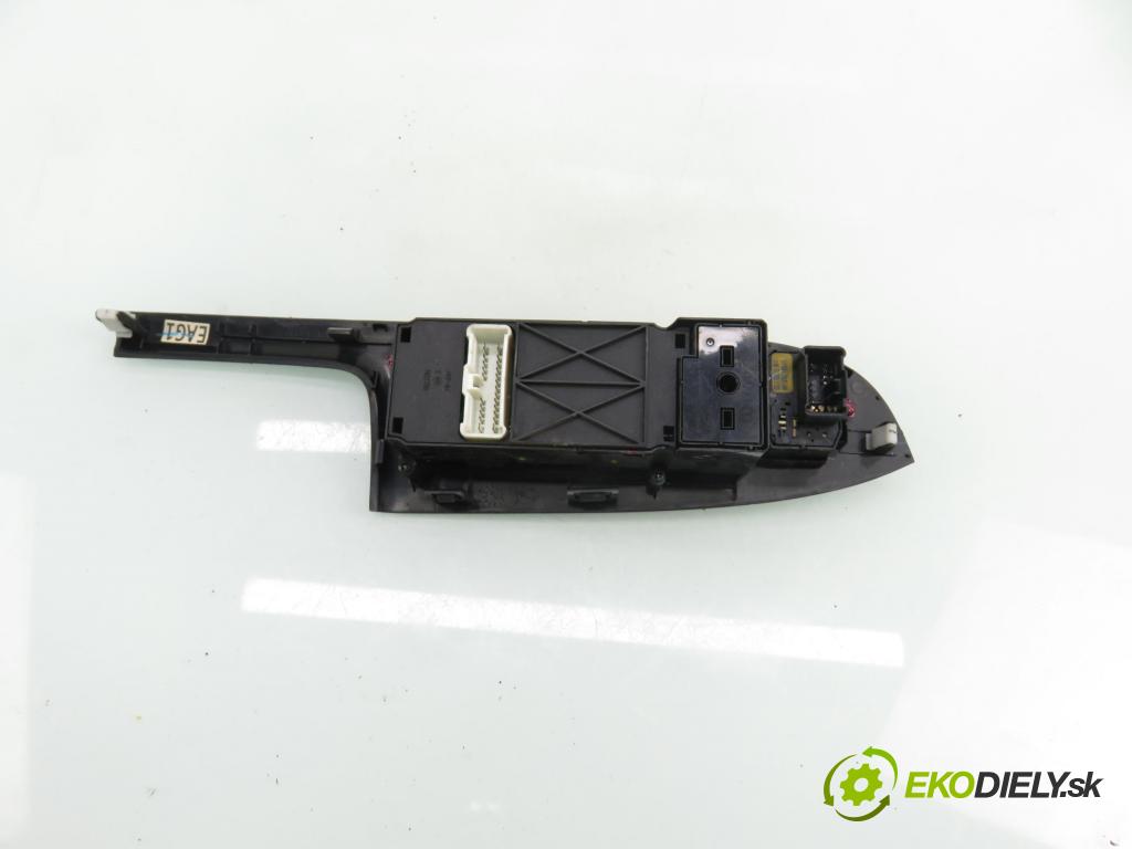 HONDA ACCORD VII (CL, CN) SEDAN 2004 114,00 2.0 (CL7) - K20A6 1998,00 Panel ovládania okien C8HHA4GF52