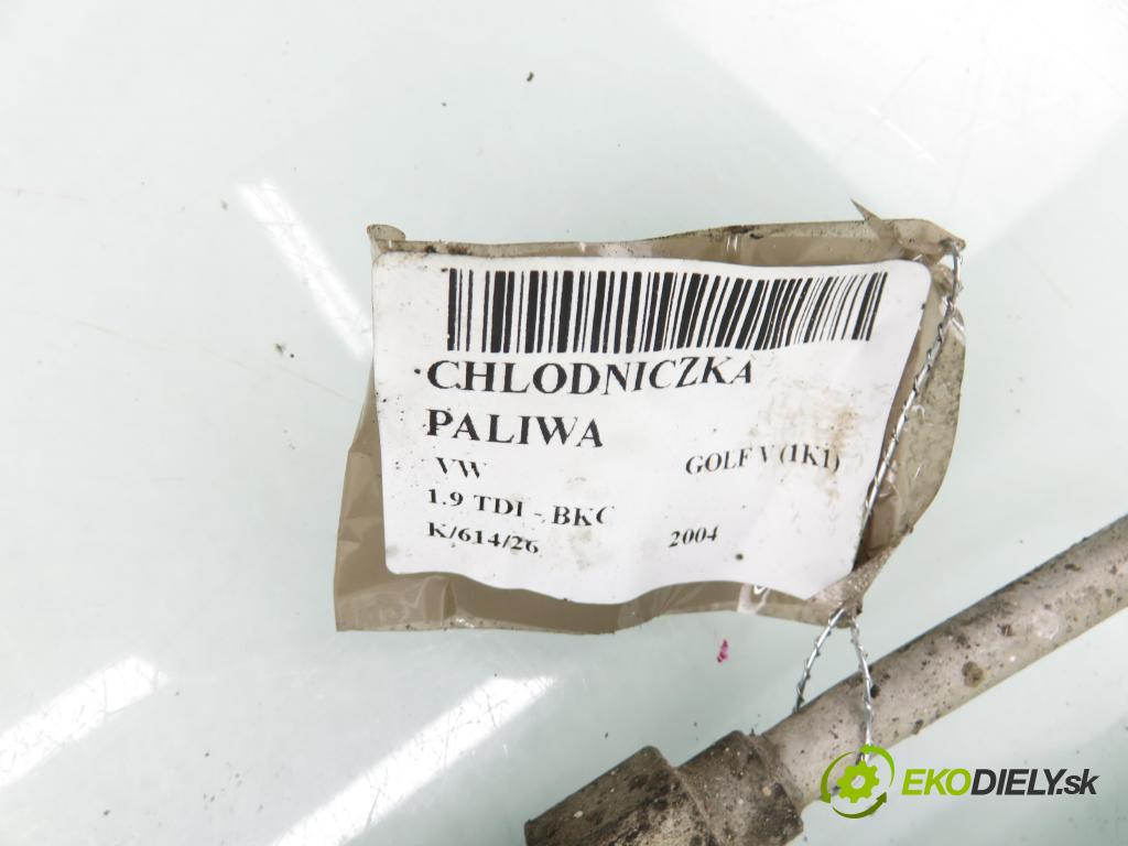 VW GOLF V (1K1) HB 2004 77,00 1.9 TDI PD 105 - BKC 1896,00 Chladič paliva 1K0201898 ; 1K0203491