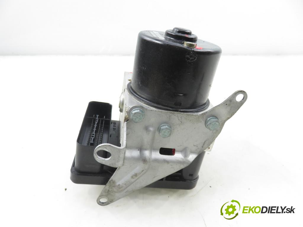 BMW 3 (E90) SEDAN 2006 95,00 318 i 129 - N46 B20 B 1995,00 Pumpa ABS 10096008303 ; 6772214 ; 6772213 (Pumpa ABS)