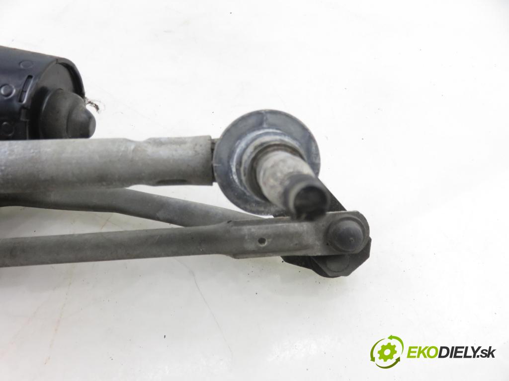 RENAULT SCENIC I (JA0/1_) MINIVAN 2001 0,00 1.6 - K4M 708 1598,00 Motorček stieračov 0390241379