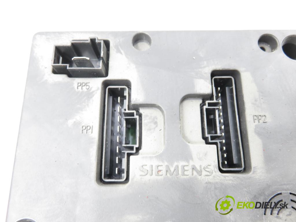 RENAULT SCENIC I (JA0/1_) MINIVAN 2001 0,00 1.6 - K4M 708 1598,00 MODUL BSI S108502610G ; 8200029342B