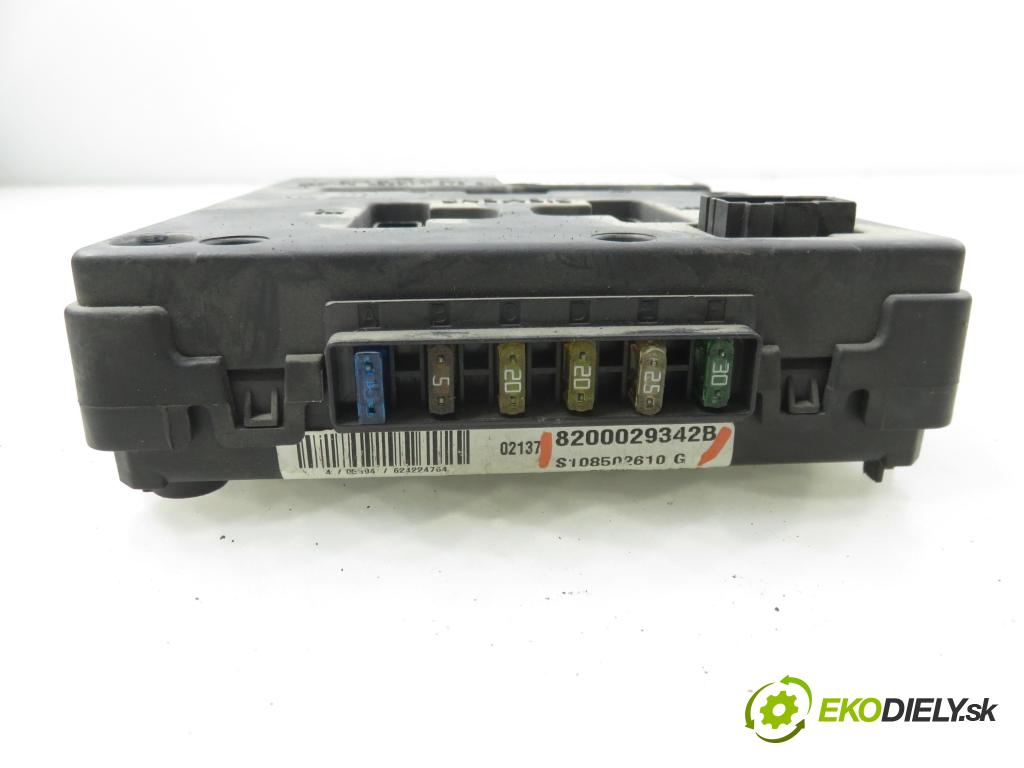 RENAULT SCENIC I (JA0/1_) MINIVAN 2001 0,00 1.6 - K4M 708 1598,00 MODUL BSI S108502610G ; 8200029342B