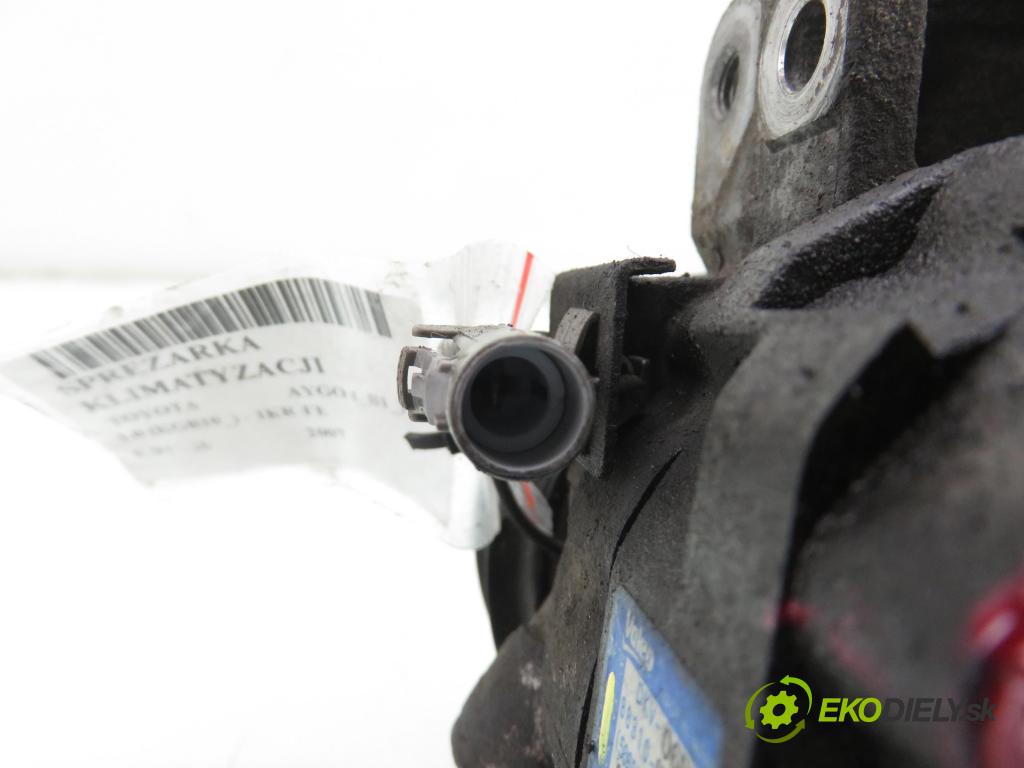 TOYOTA AYGO (_B1_) HB 2007 50,00 1.0 68 - 1KR-FE 998,00 KOMPRESOR: klimatizácie 883100H010 ; 883100H010F ; 5060217372 (Kompresor klimatizácie)