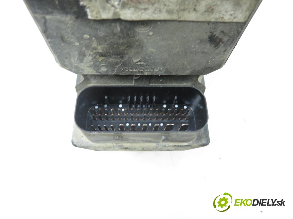 RENAULT SCENIC I (JA0/1_) MINIVAN 2001 0,00 1.6 - K4M 708 1598,00 Pumpa ABS 0265950046 ; 0265225107 ; 8200090690 (Pumpa ABS)