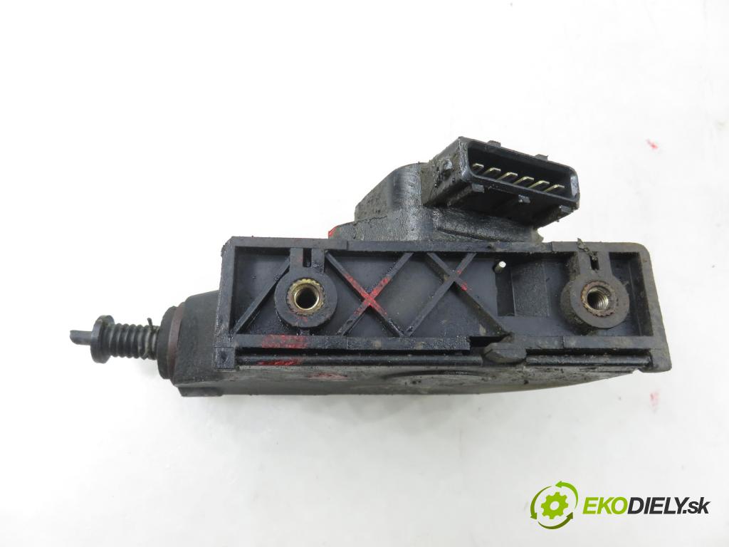 RENAULT SCENIC I (JA0/1_) MINIVAN 2001 0,00 1.6 - K4M 708 1598,00 Potenciometer plynu 7700431918 ; CTS4089 (Potenciometer plynového pedálu)