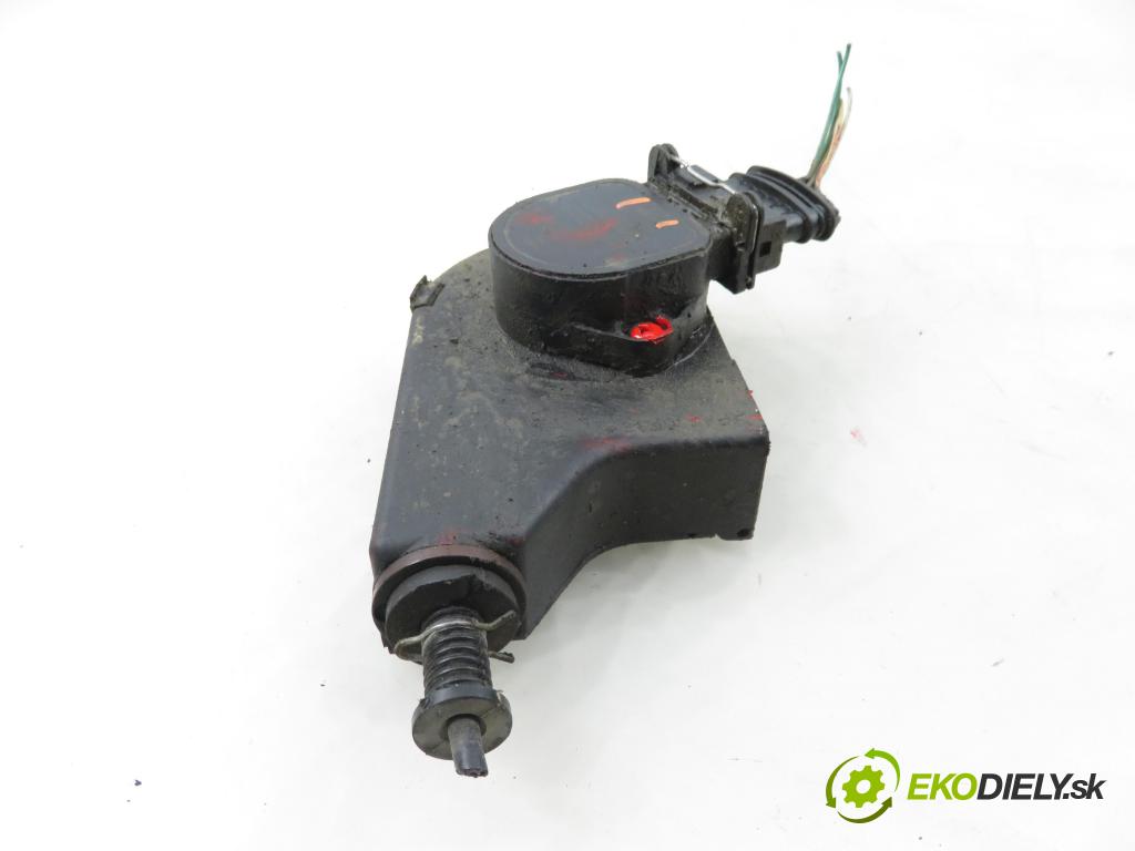 RENAULT SCENIC I (JA0/1_) MINIVAN 2001 0,00 1.6 - K4M 708 1598,00 Potenciometer plynu 7700431918 ; CTS4089 (Potenciometer plynového pedálu)