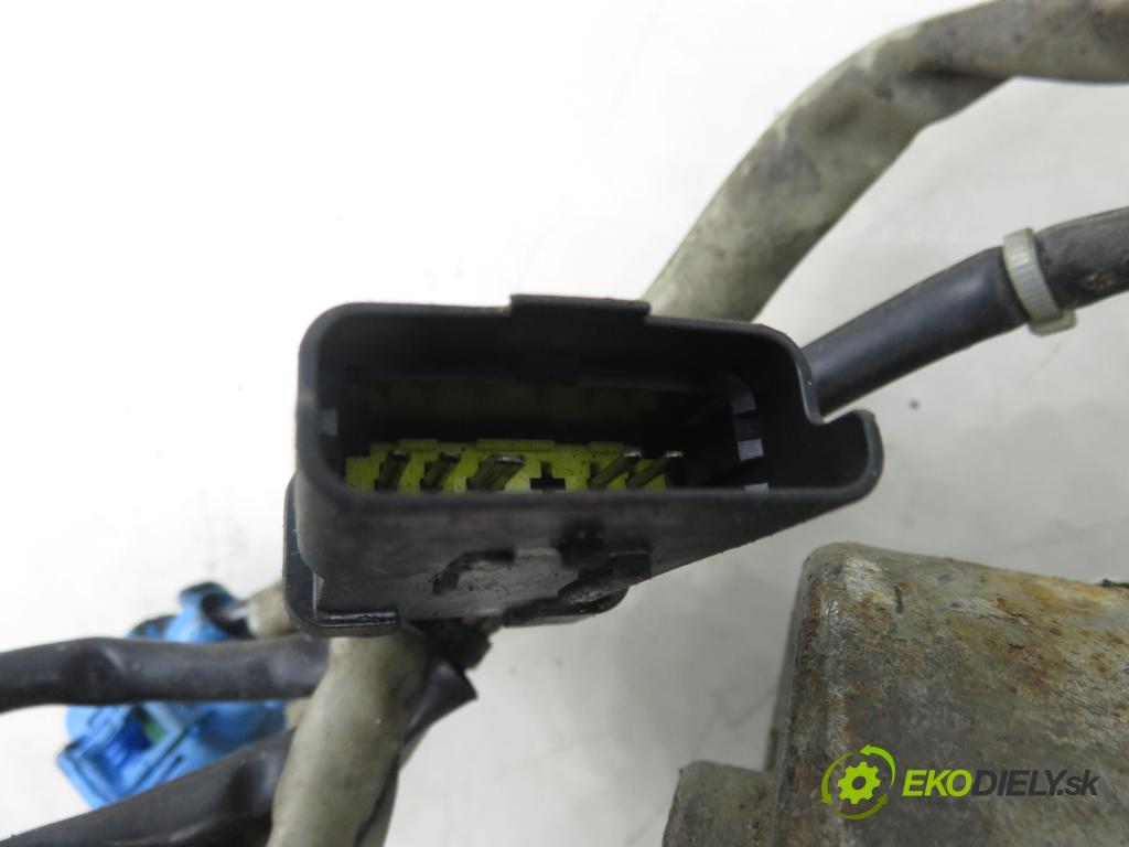 CITROEN C2 (JM_) HB 2006 50,00 1.4 HDi 68 8V - 8HZ 1398,00 Riadenie ZE riadením 6820000159A ; 9659514180 ; 6900000890A