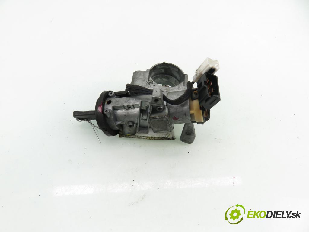 MITSUBISHI CARISMA (DA_) SEDAN 2003 75,00 1.9 DI-D (DA5A) - F9Q1 1870,00 spinačka 3627890 (Spínacia skrinka)