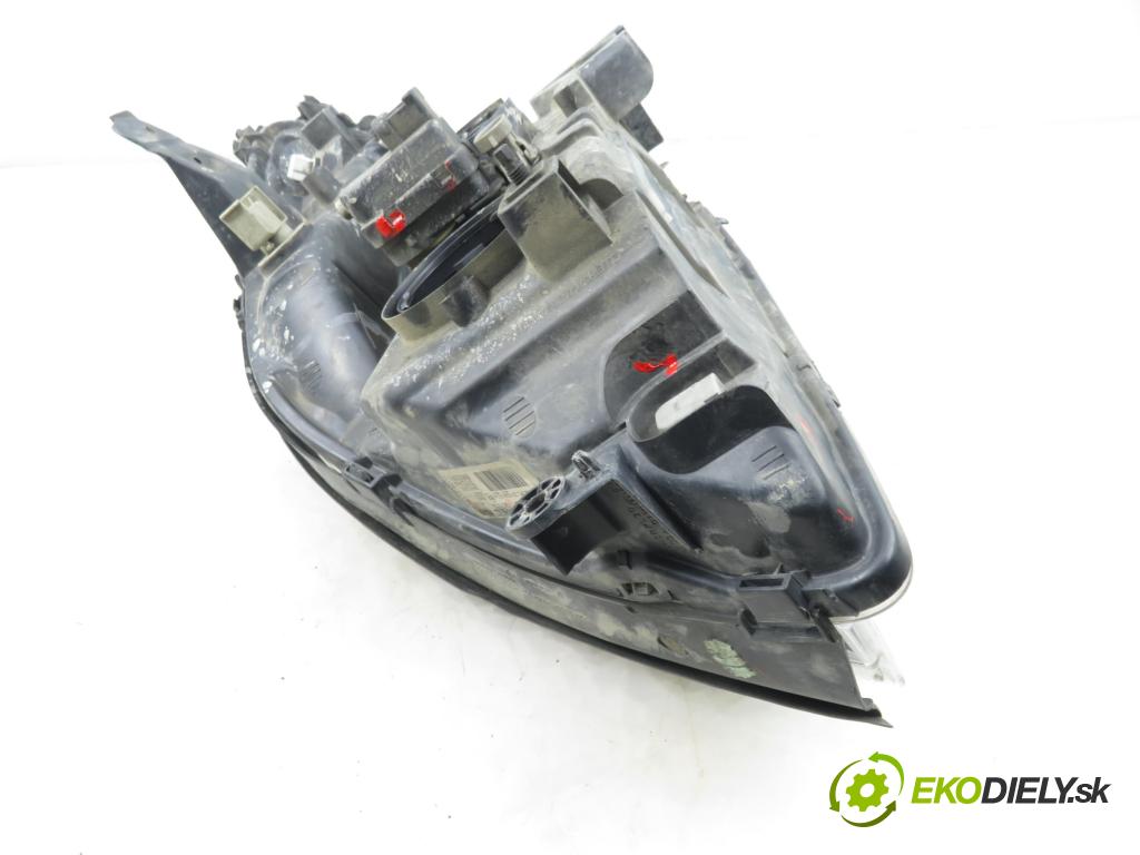 RENAULT SCENIC I (JA0/1_) MINIVAN 2001 0,00 1.6 - K4M 708 1598,00 světlo PP 7700432093 ; 7701047602