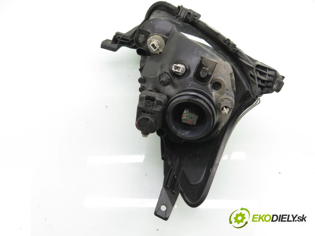 TOYOTA AYGO (_B1_) HB 2007 50,00 1.0 68 - 1KR-FE 998,00 Svetlo LP